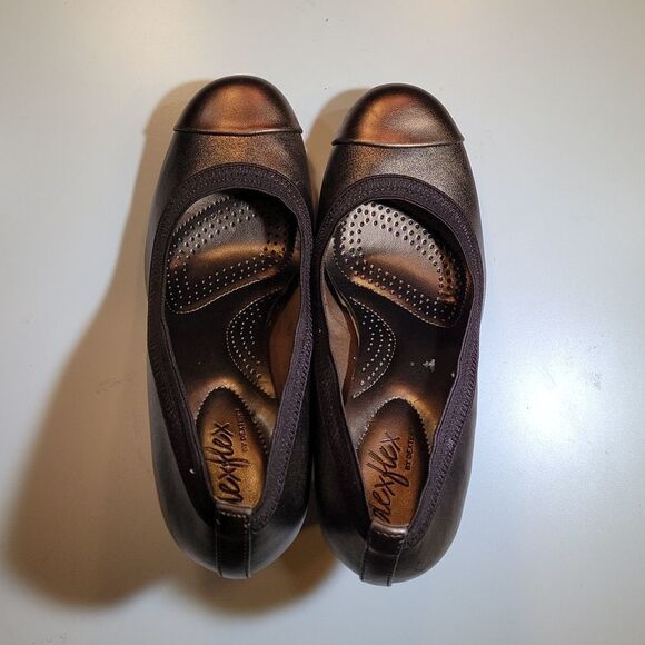 DEXFLEX BY DEXFLEX COMFORT ROUND TOE SLIP-ON HIGH HEEL PUMP SHOES - Picture 8 of 16